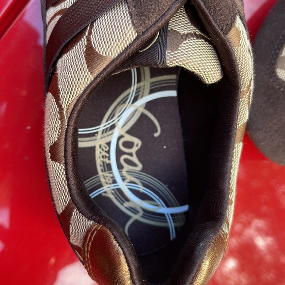 Coach sneakers Sz 7 - Picture 3 of 9